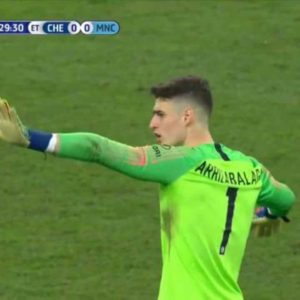 Bookie News: Kepa Puts Sarri in a Tough Position after Substitution Incident